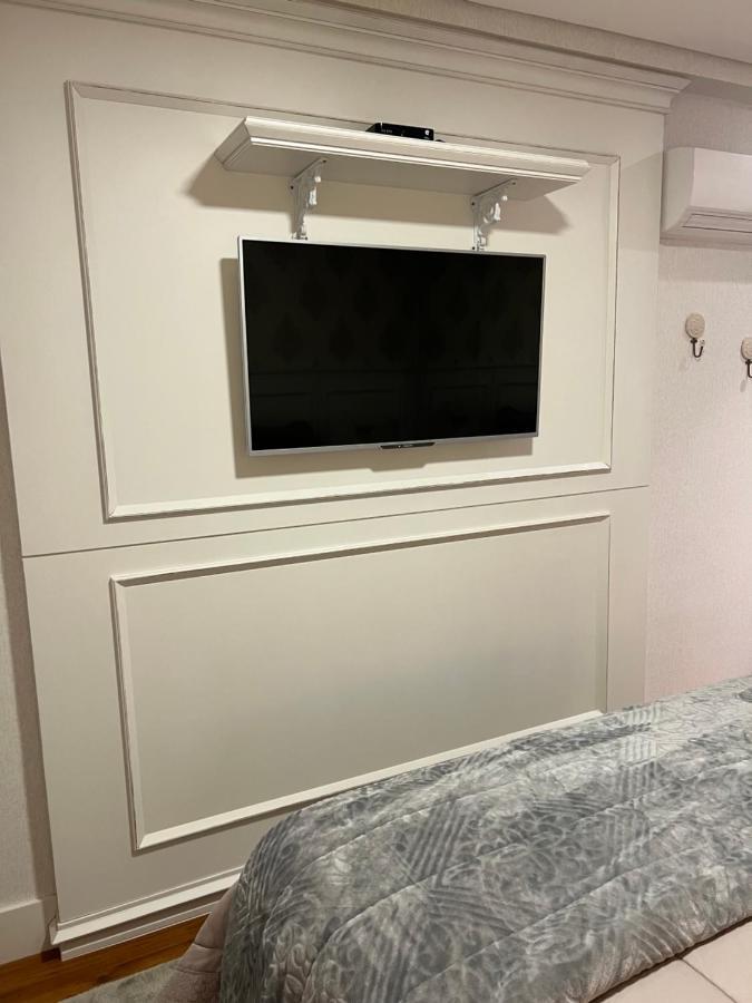 Apartamento Novinho Na Borges De Medeiros- Centro Gramado Exterior foto
